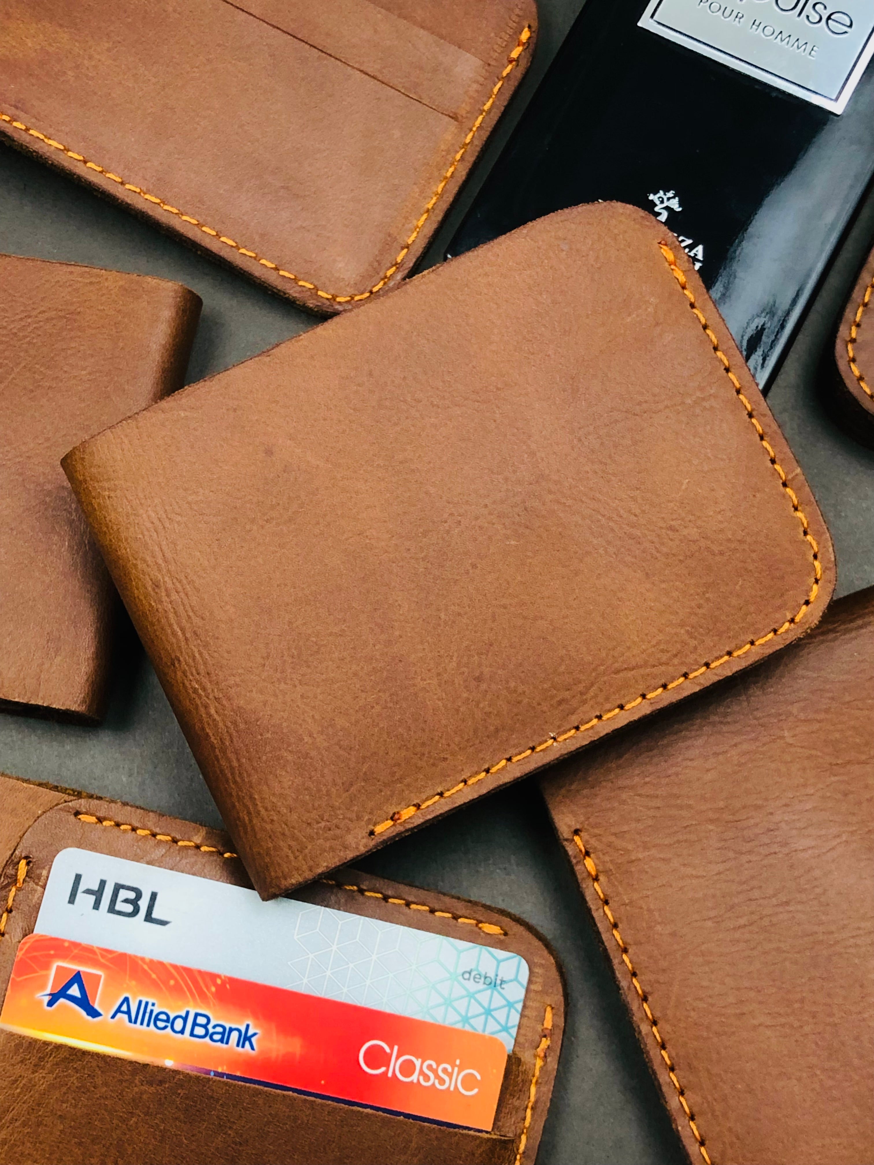 Classic Bifold leather wallet