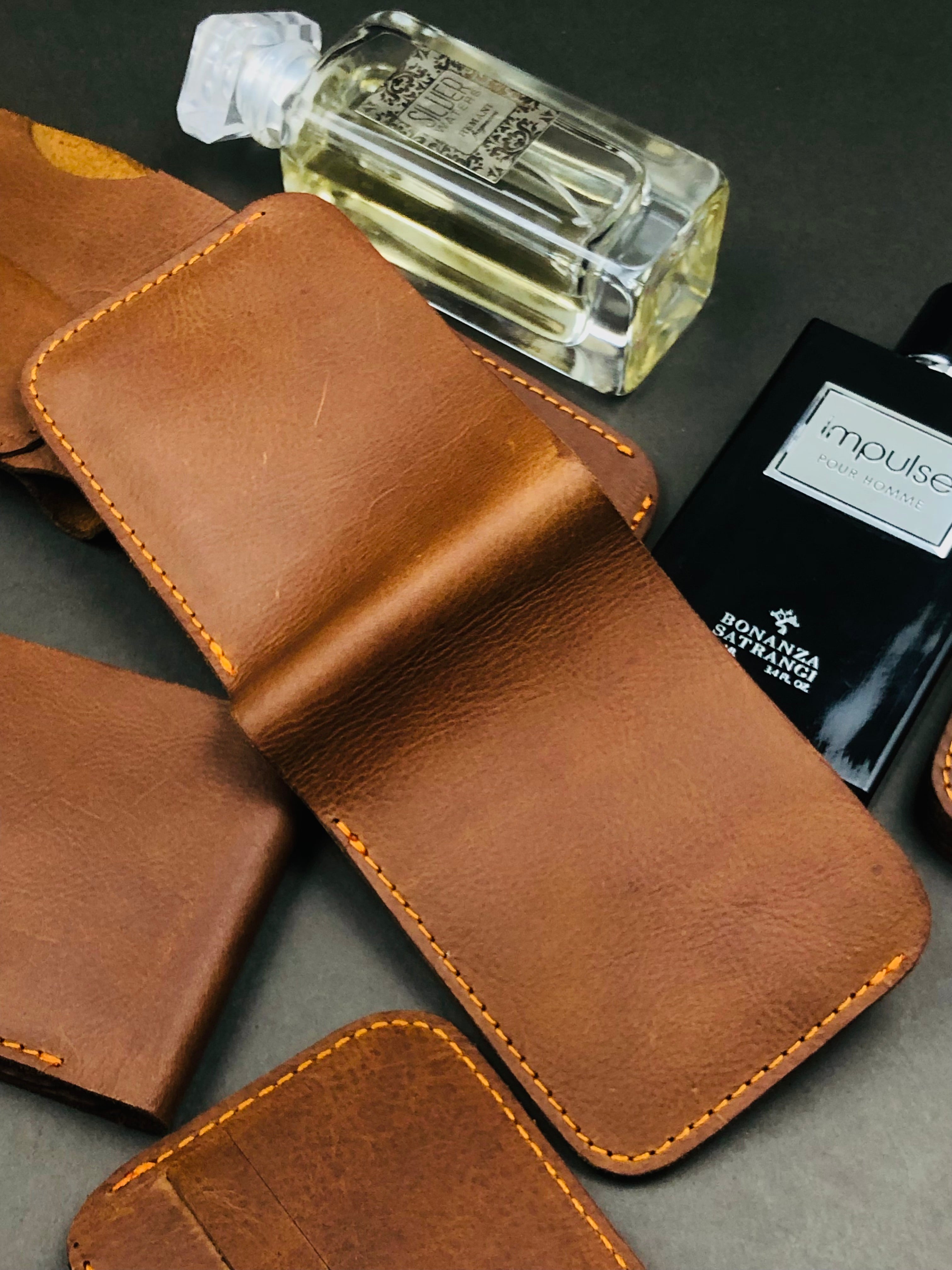 Classic Bifold leather wallet