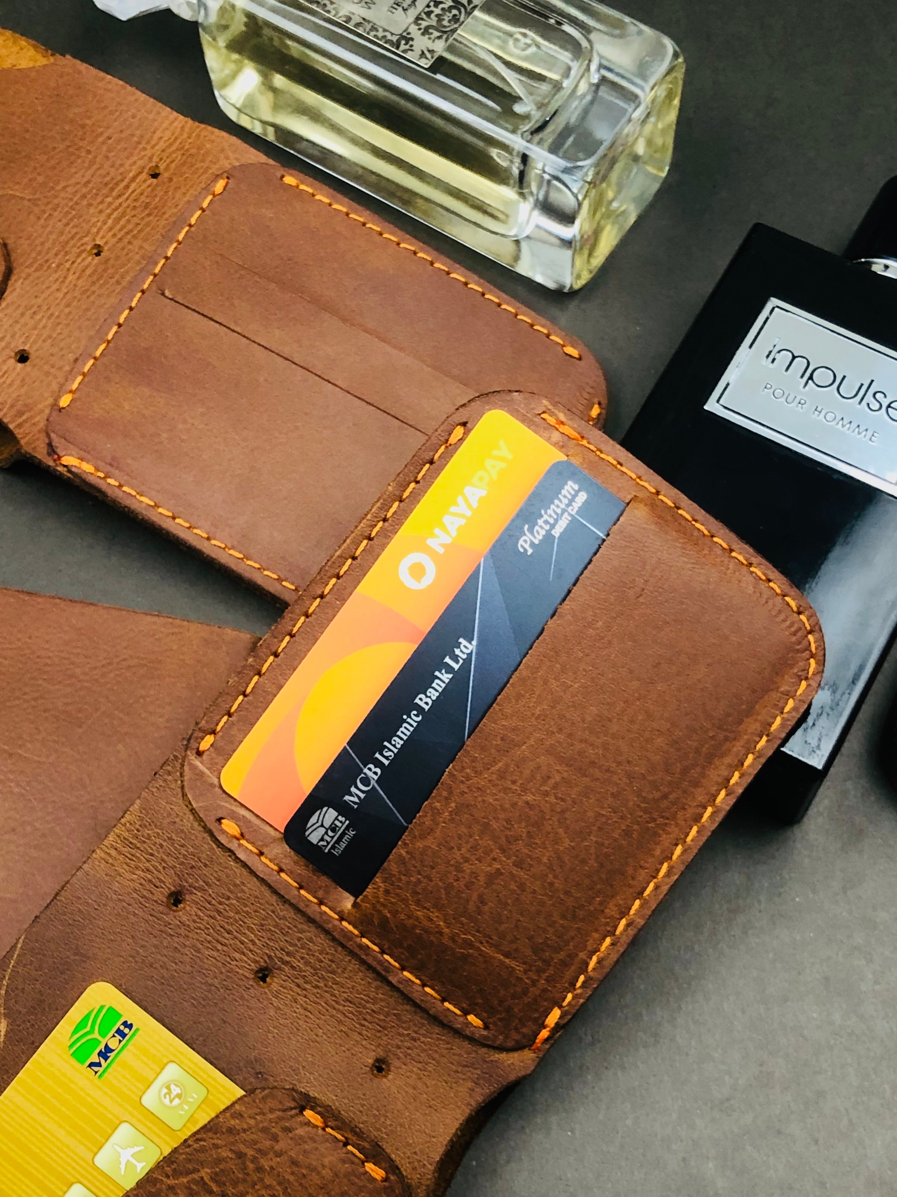 Classic Bifold leather wallet