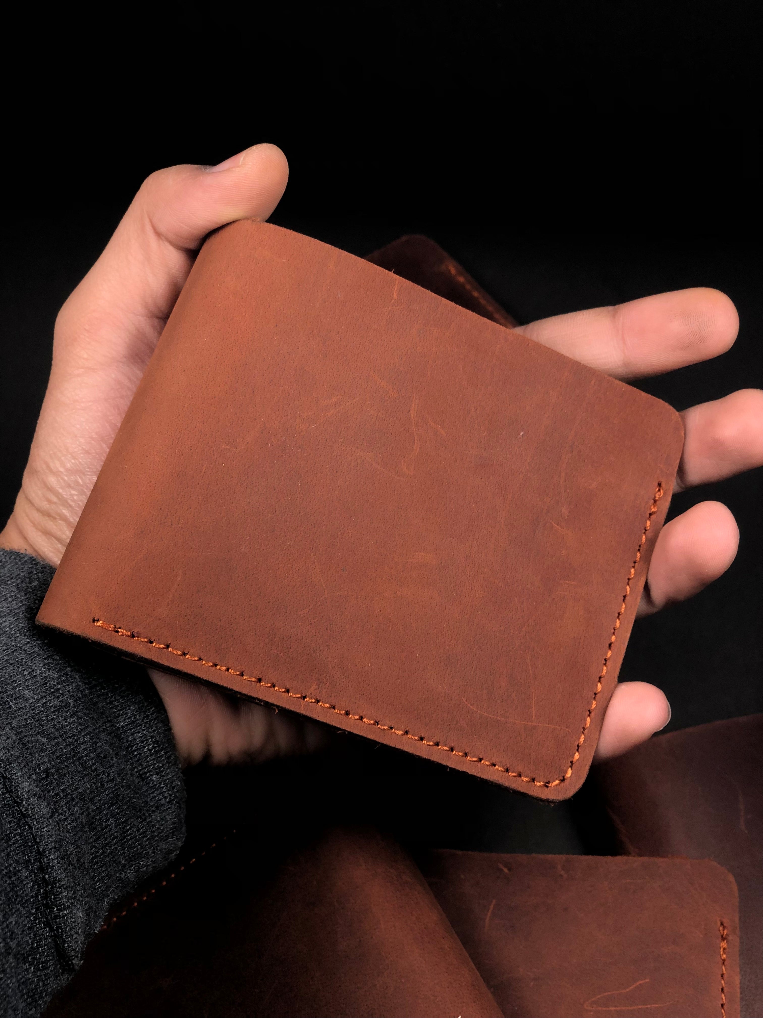 VINTAGE BIFOLD CRAZY HORSE LEATHER WALLET