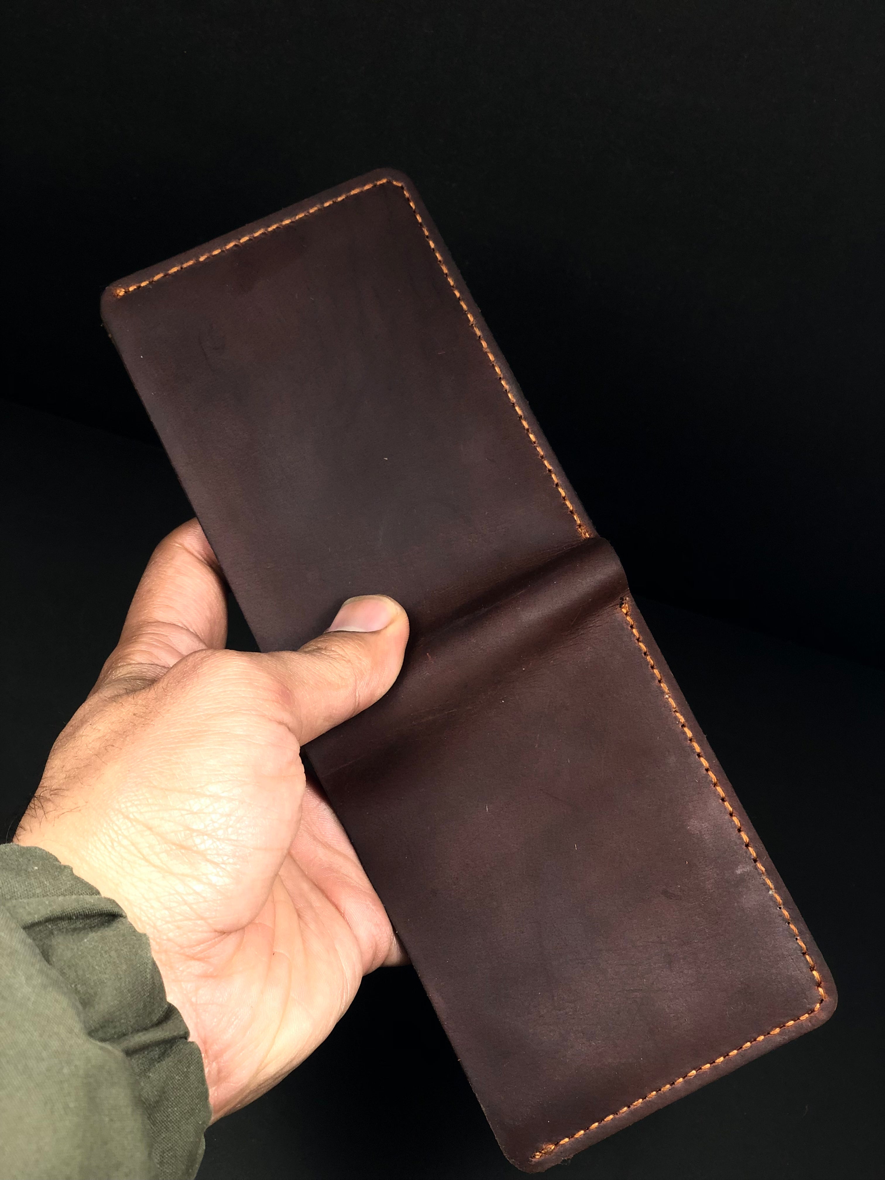 CLASSIC BI-FOLD NATURAL TAN