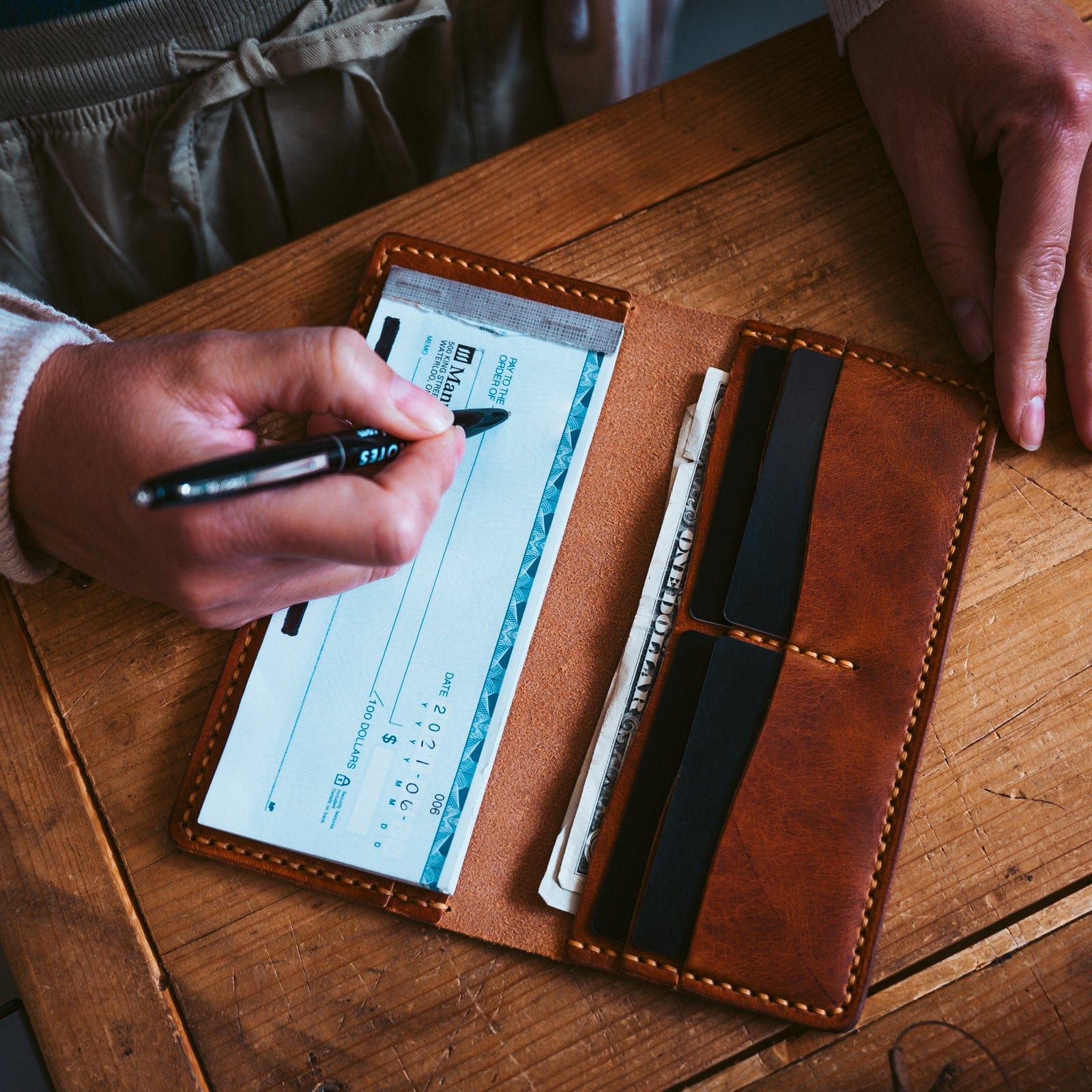 LEATHER LONG WALLET - ENGLISH TAN